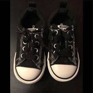 Toddler boys size 7 Converse shoes